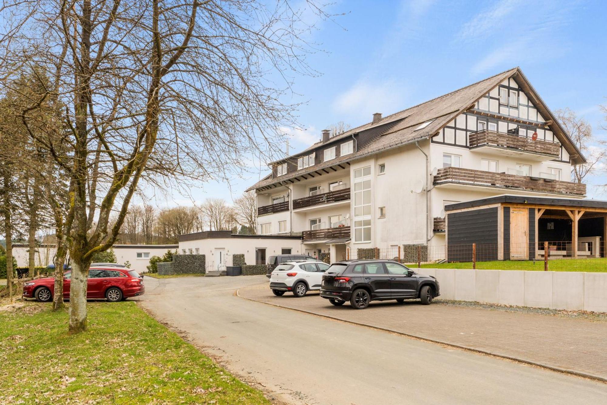 Greenhouse Living Apartment Fagus Mit Terrasse Und Feuerstelle - 6 Minuten Nach Winterberg - 4 Minuten Zur Ruhrquelle - Wandern - Mountainbike Fahren - Reisen Mit Hund & Natur Geniessen Medebach Exterior foto